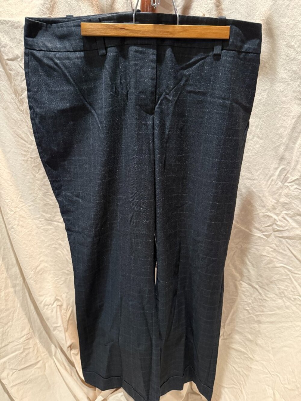 Ann Taylor Curvy Size 14 Pinstripe pants